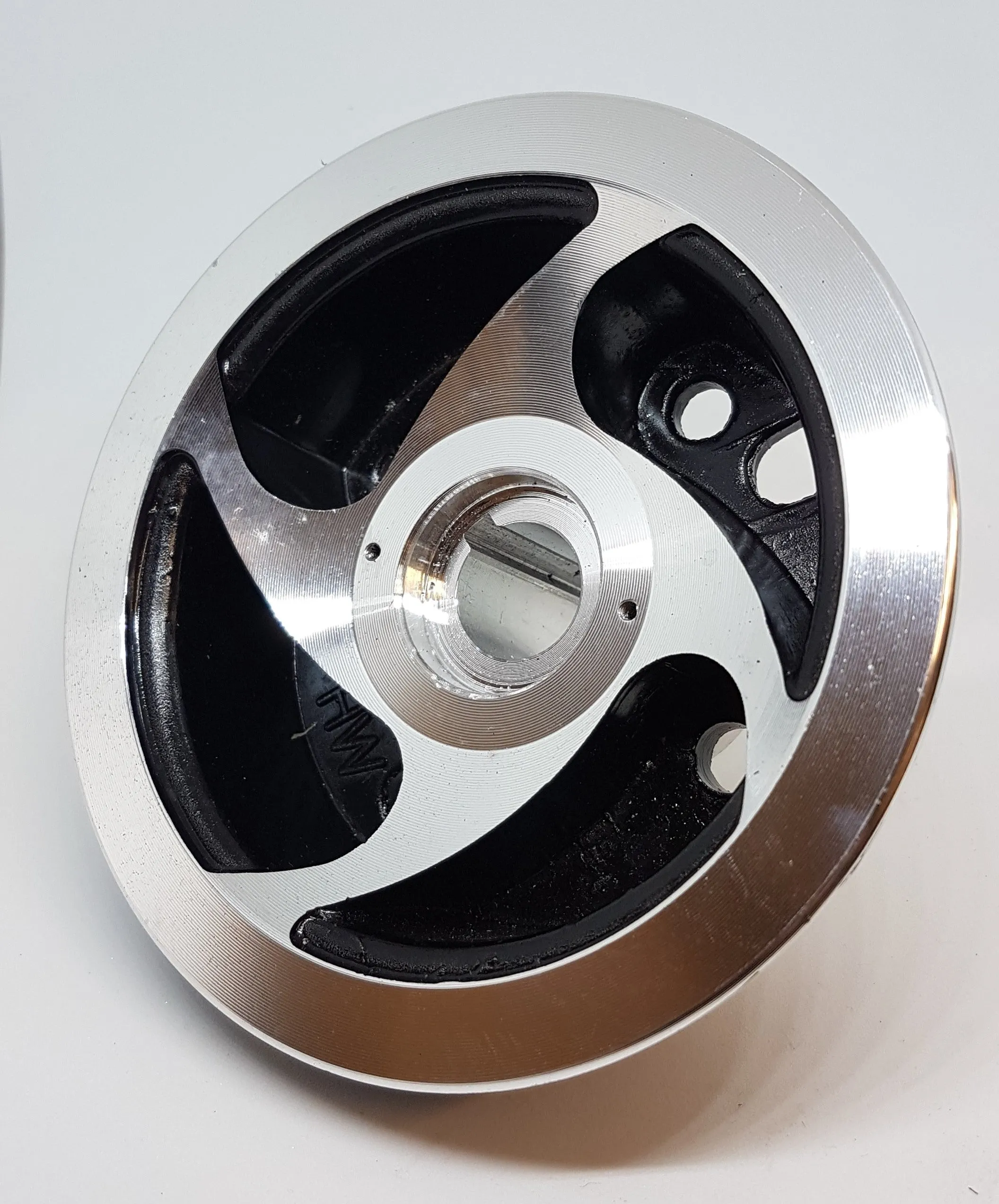 HUB16 REAR OUTER HUB FOR 24V /250W CHINESE MOBILITY SCOOTER