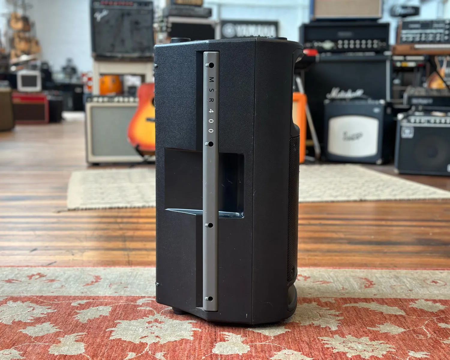 YAMAHA MSR400 12" Powered Speaker